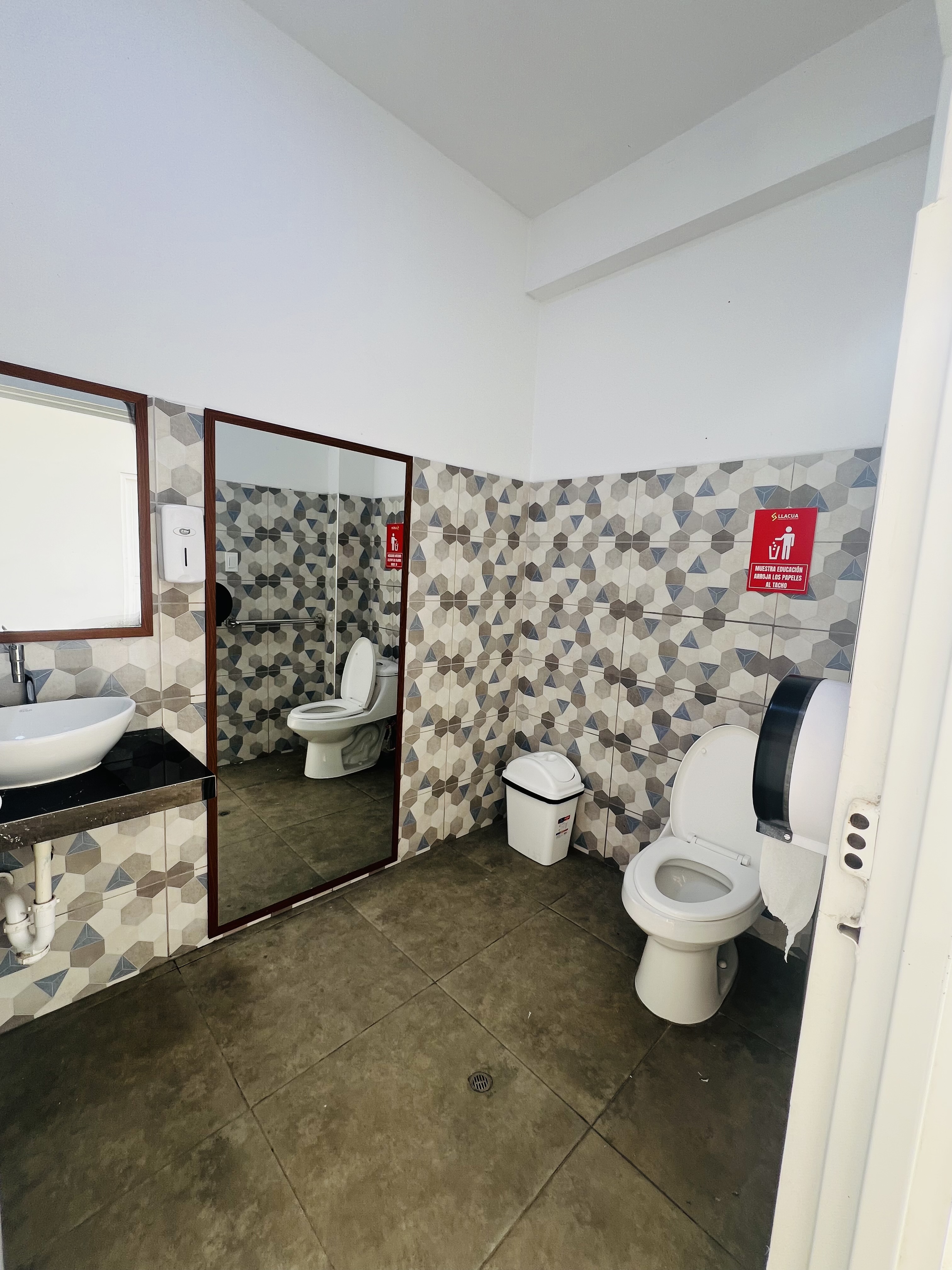 Baños impecables - interior